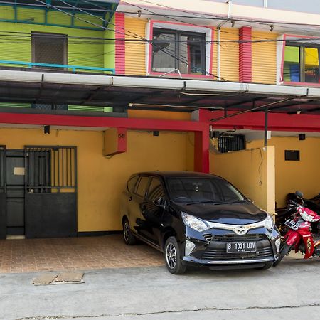 Reddoorz Near Gajah Mada Plaza 2 Hotel Джакарта Екстериор снимка